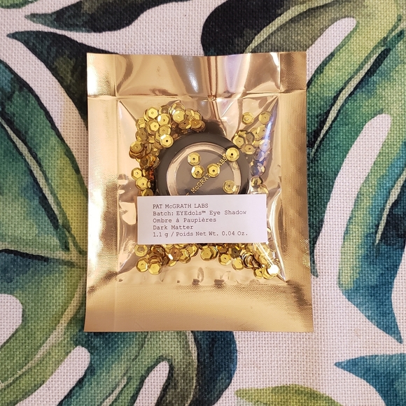 Pat McGrath Eyedols Dark Matter Shadow Doll - Picture 1 of 2